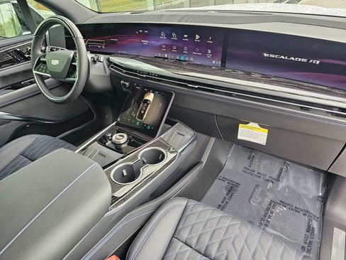 New 2026 Cadillac Escalade IQ Sport 1 AWD/4WD image 10