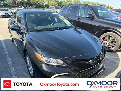 Used 2024 Toyota Camry LE w/ Convenience Package FWD image 1