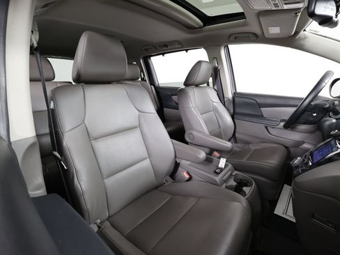 Used 2015 Honda Odyssey EX-L image 23