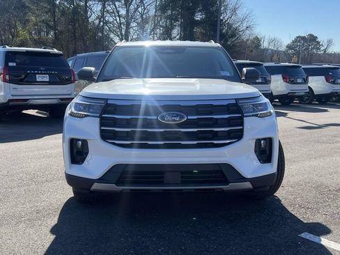 New 2026 Ford Explorer Active w/ Active Comfort Package RWD image 19