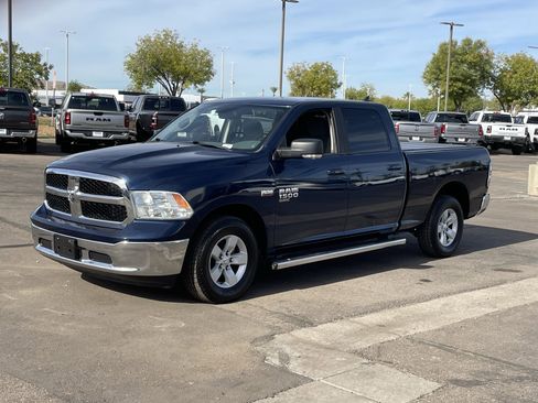 Certified 2020 RAM 1500 Classic SLT w/ Luxury Group image 2