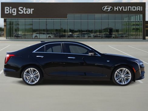 Used 2025 Cadillac CT4 Premium Luxury image 5