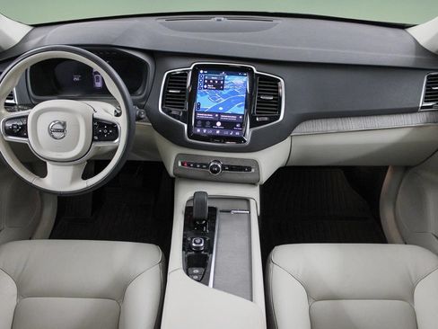 Certified 2024 Volvo XC90 B6 Plus w/ Protection Package Premier AWD/4WD image 19