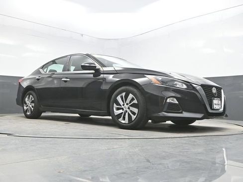 Used 2022 Nissan Altima 2.5 S w/ Driver Assist Package FWD image 31
