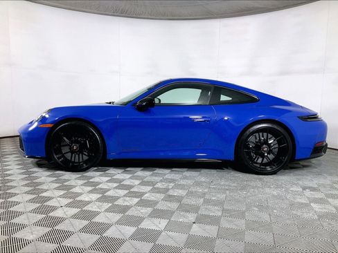 Used 2025 Porsche 911 Carrera 4 GTS AWD/4WD image 2