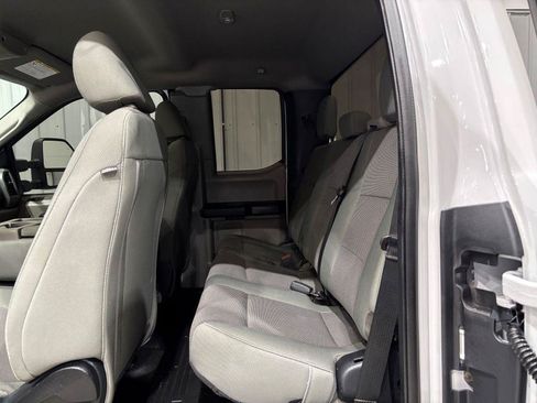 Used 2020 Ford F250 XL w/ Power Equipment Group AWD/4WD image 13
