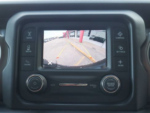 Used 2021 Jeep Wrangler Unlimited Sport image 12