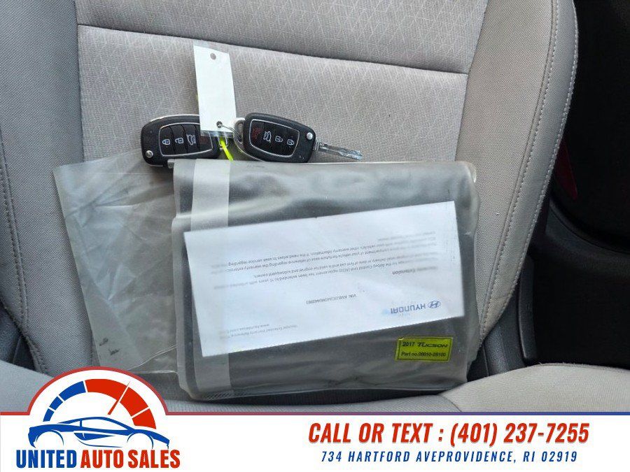 Used 2017 Hyundai Tucson SE w/ SE Popular Package 02 AWD/4WD image 22