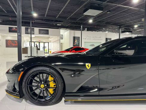 Used 2022 Ferrari 812 GTS image 52