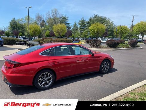 Used 2021 Hyundai Sonata SEL FWD image 2