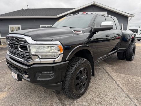 Used 2019 RAM 3500 Limited w/ Max Tow Package AWD/4WD image 1