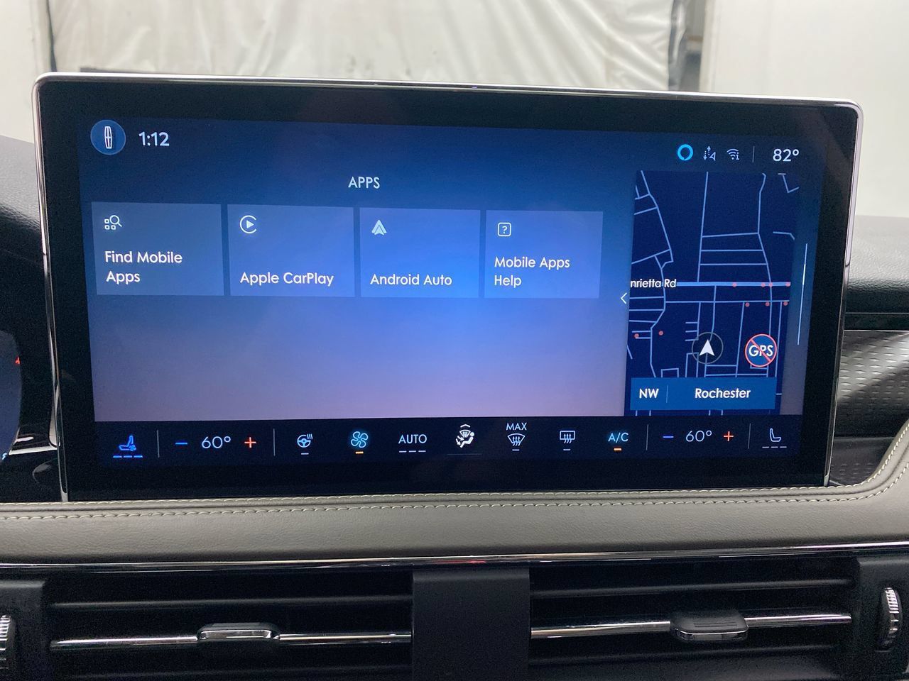 Used 2024 Lincoln Corsair Reserve w/ Equipment Group 201A AWD/4WD image 19