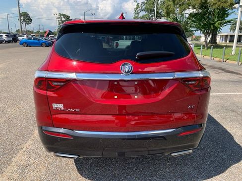 Used 2023 Buick Enclave Essence w/ Experience Buick Package FWD image 7