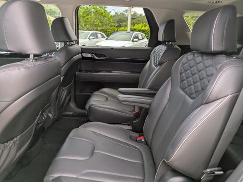 Used 2021 Hyundai Palisade Limited FWD image 14