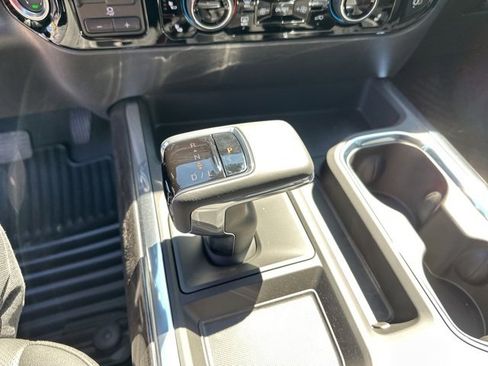 New 2025 Chevrolet Silverado 1500 LTZ w/ LTZ Premium Package image 24