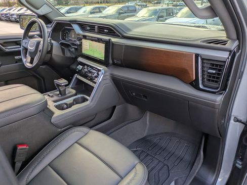 Used 2024 GMC Sierra 1500 Denali image 43