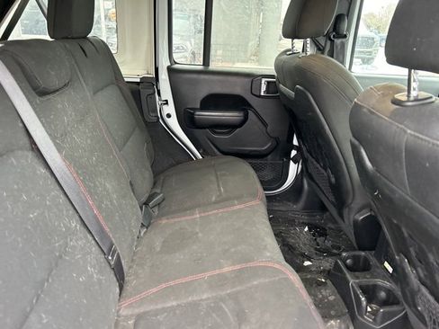 Used 2021 Jeep Wrangler Unlimited Rubicon image 8