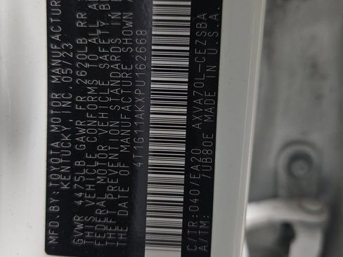 Used 2023 Toyota Camry SE FWD image 15