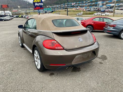 Used 2013 Volkswagen Beetle 2.5 image 4