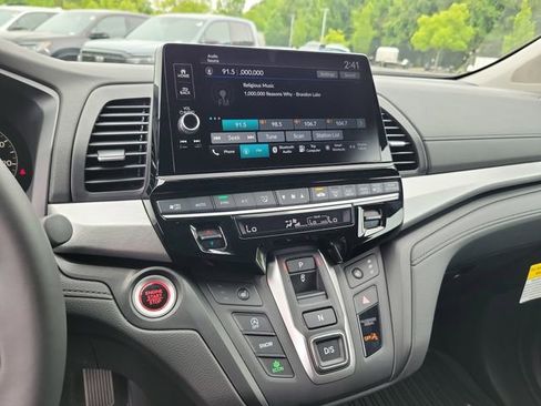 Certified 2026 Honda Odyssey EX-L image 29