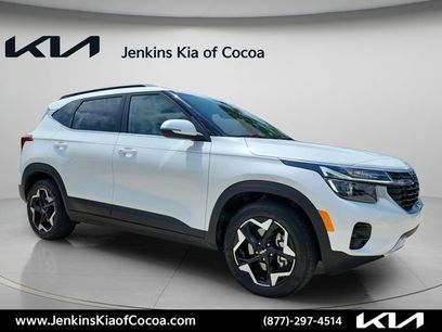 Certified 2025 Kia Seltos EX w/ EX Sunroof Package