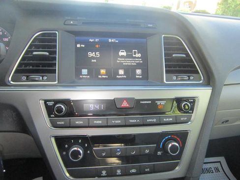 Used 2016 Hyundai Sonata Sport FWD image 9