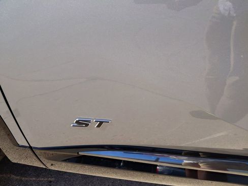 Used 2025 Buick Envision Sport Touring image 26