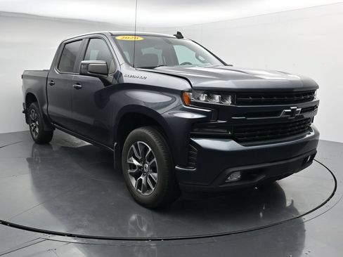 Used 2020 Chevrolet Silverado 1500 RST w/ RST Value Package AWD/4WD image 2