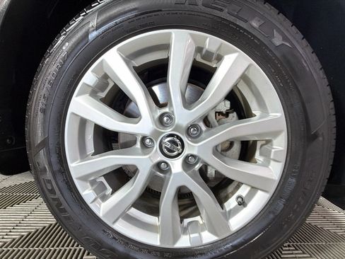 Used 2022 Nissan Rogue Sport SV AWD/4WD image 36