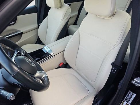 Used 2023 Mercedes-Benz C 300 4MATIC Sedan image 15