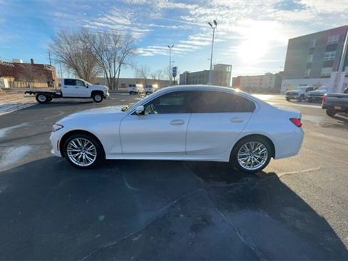 Used 2024 BMW 330i xDrive Sedan w/ Premium Package image 5