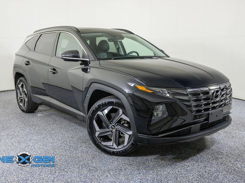Used 2022 Hyundai Tucson Limited AWD/4WD image 1