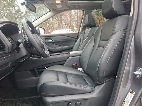 Used 2021 Nissan Rogue SL image 13