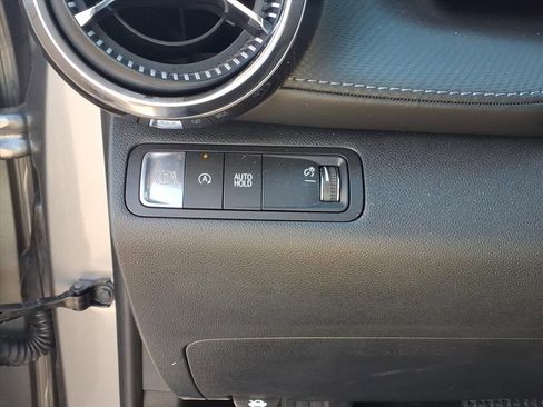 Used 2026 Chevrolet Equinox LT FWD image 20