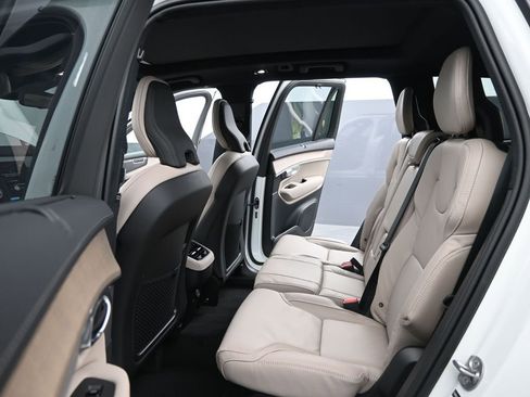 New 2026 Volvo XC90 B6 Ultra w/ Lounge Package AWD/4WD image 20