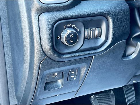Used 2025 RAM 1500 Lone Star image 10