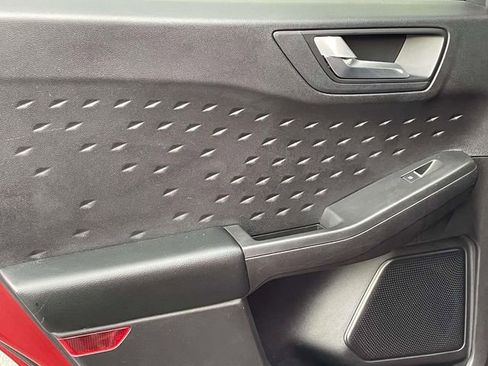 Certified 2020 Ford Escape SEL FWD image 11