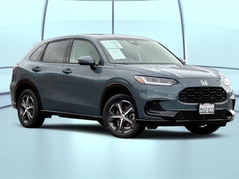 Certified 2024 Honda HR-V EX-L image 2