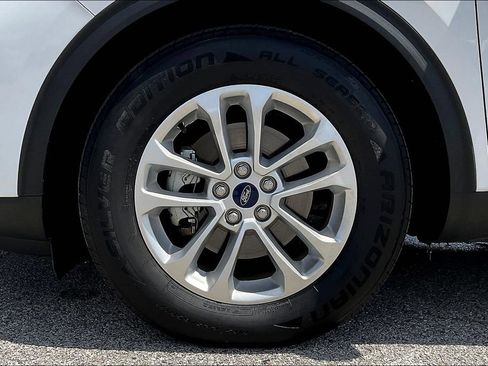 Used 2021 Ford Escape SE FWD image 30