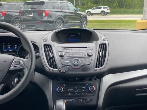 Used 2018 Ford Escape SE FWD image 20