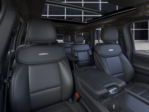 New 2026 Ford Expedition Platinum w/ Stealth Performance Package image 10
