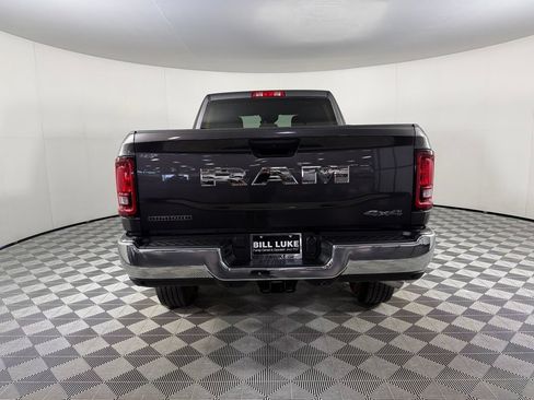 Certified 2026 RAM 2500 Big Horn AWD/4WD image 8