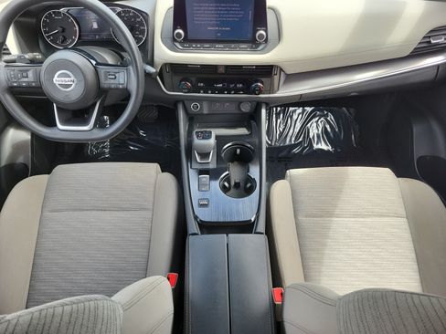 Certified 2021 Nissan Rogue SV FWD image 21