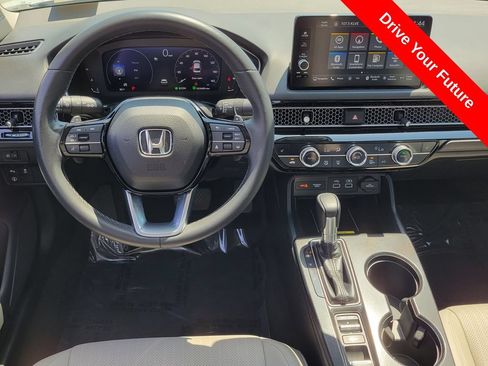 Used 2024 Honda Civic Touring image 5