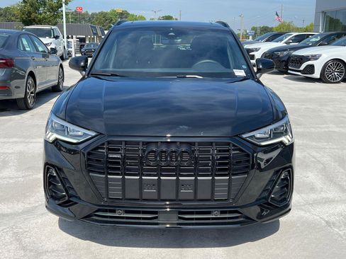 Used 2025 Audi Q3 2.0T Premium w/ Black Optic Sport Package AWD/4WD image 2