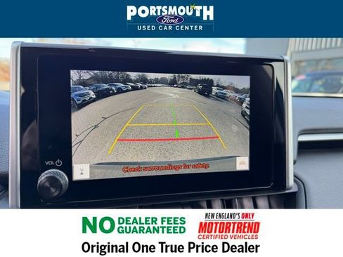 Used 2023 Toyota RAV4 XLE image 8