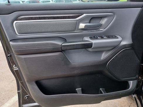 Used 2022 RAM 1500 Big Horn AWD/4WD image 12