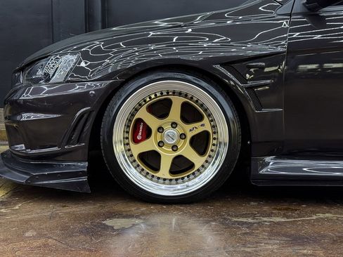 Used 2014 Mitsubishi Lancer Evolution GSR image 2