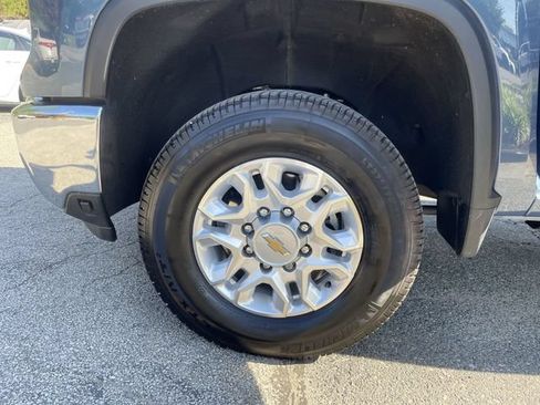 Used 2025 Chevrolet Silverado 3500 LTZ w/ LTZ Plus Package AWD/4WD image 10