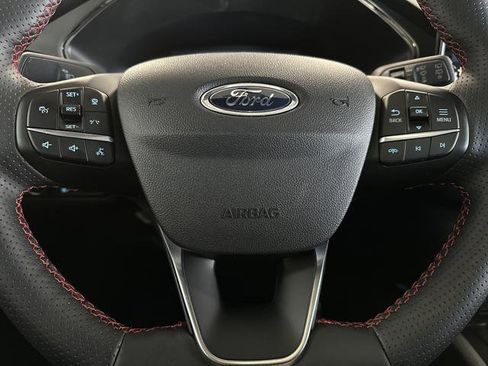 Used 2024 Ford Escape ST-Line w/ Tech Pack #1 image 17